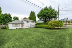 9253 137a Street Surrey, BC V3V 5W8
