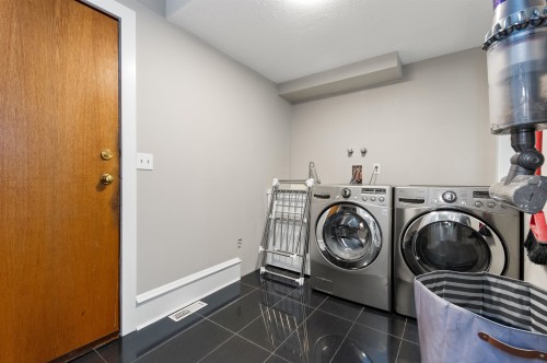2716 St Moritz Way, Abbotsford, BC 