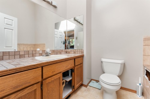 2716 St Moritz Way, Abbotsford, BC 