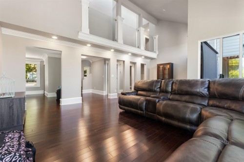 2716 St Moritz Way, Abbotsford, BC 