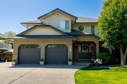 4633 222a Street Langley, BC V2Z 1M4