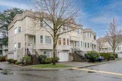 10-10340 156 Street Surrey, BC V3R 4L8