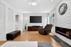 32-3015 Trethewey Street Abbotsford, BC V2T 3R4