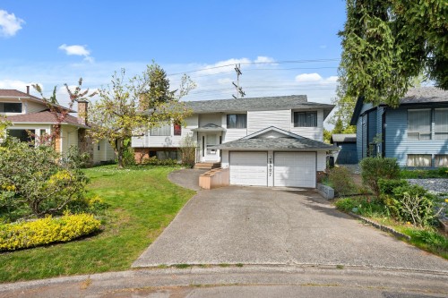 9507 204b Street  Langley, BC V1M 1Y9