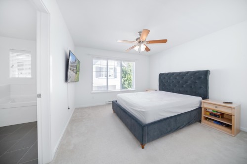 8-16357 15 Avenue, Surrey, BC 