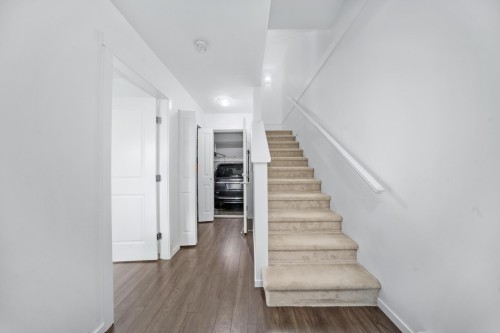 8-16357 15 Avenue, Surrey, BC 