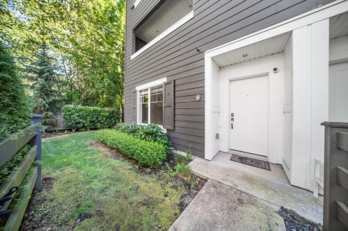 8-16357 15 Avenue, Surrey, BC 