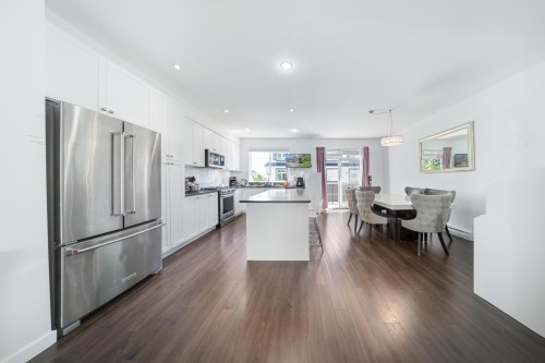 8-16357 15 Avenue, Surrey, BC 