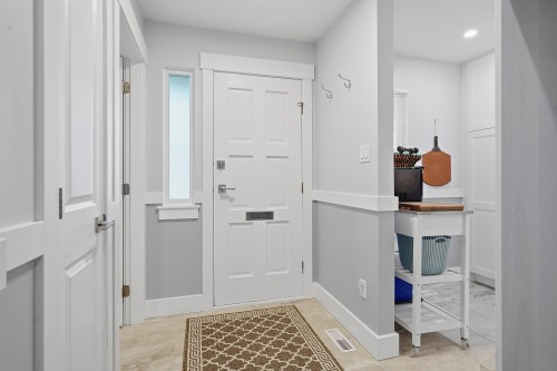 15913 Alder Place, Surrey, BC 