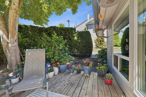 15913 Alder Place, Surrey, BC 