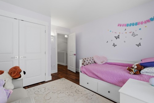 15913 Alder Place, Surrey, BC 