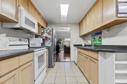 223-7453 140 Street Surrey, BC V3W 6G5