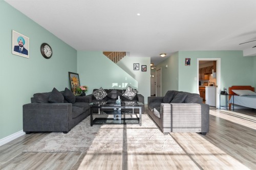 12-2575 Mcadam Street  Abbotsford, BC V2S 7G4