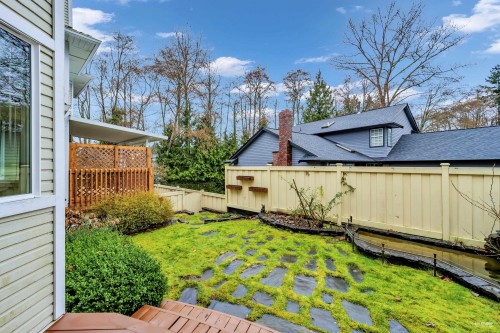 6833 Nicholson Road, Delta, BC 