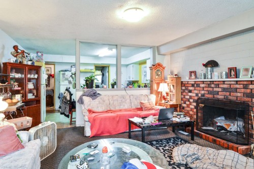 2060 156 Street, Surrey, BC 