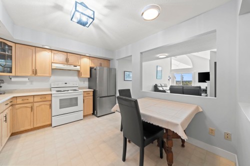 301-19645 64 Avenue, Langley, BC 