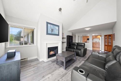 301-19645 64 Avenue, Langley, BC 