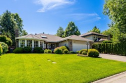 10675 Glenwood Crescent Surrey, BC V4N 1W1