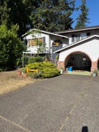 2496 124 Street Surrey, BC V4A 3N2