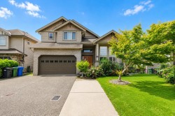 30546 Sapphire Place Abbotsford, BC V2T 6Y5