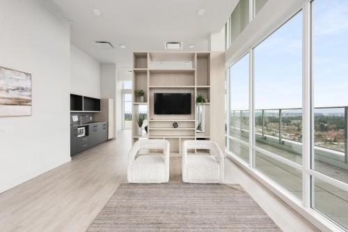 415-9675 King George Boulevard  Surrey, BC V3T 2V3