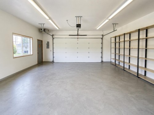 1559 Whatcom Road, Abbotsford, BC 