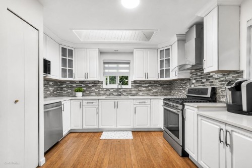 15390 85 Avenue, Surrey, BC 