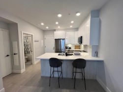 616-20360 Logan Avenue Langley, BC V3A 0P5