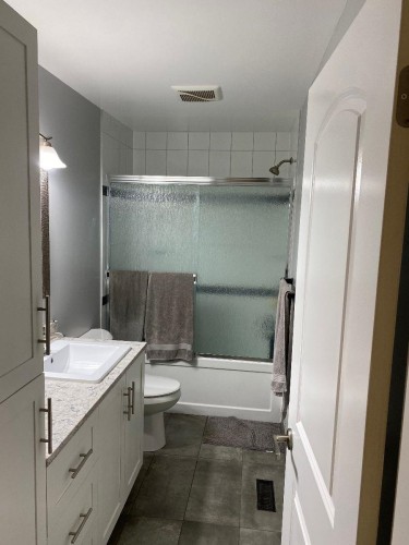 26891 32A Avenue, Langley, BC - Indoor Photo Showing Bathroom