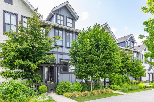 8163 202 Street  Langley, BC V2Y 3K2