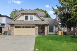 6960 143a Street Surrey, BC V3W 0E3