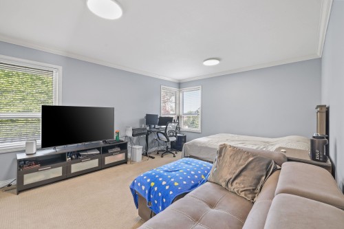 6960 143A Street, Surrey, BC 