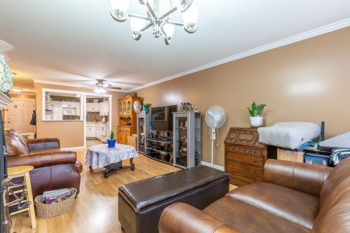 302-33280 Bourquin Crescent E, Abbotsford, BC 