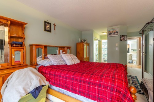 302-33280 Bourquin Crescent E, Abbotsford, BC 