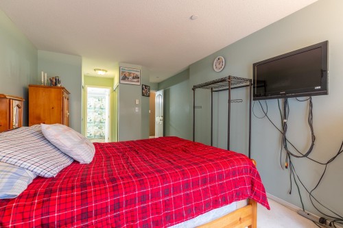 302-33280 Bourquin Crescent E, Abbotsford, BC 