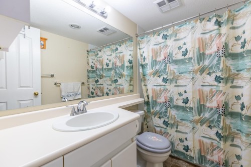 302-33280 Bourquin Crescent E, Abbotsford, BC 
