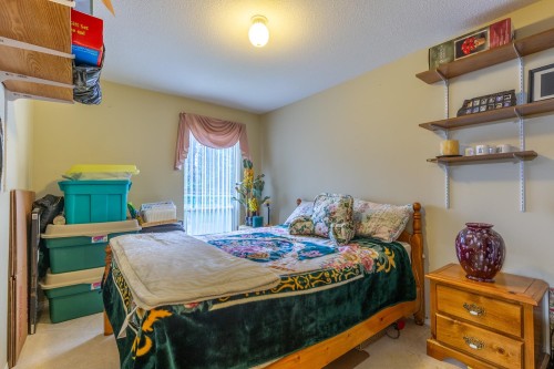 302-33280 Bourquin Crescent E, Abbotsford, BC 