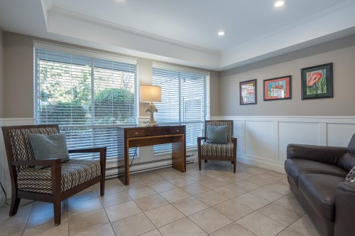 302-33280 Bourquin Crescent E, Abbotsford, BC 