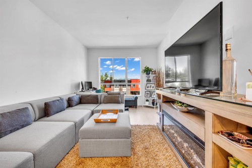 319-18811 72 Avenue  Surrey, BC V4N 6W7