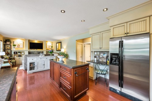 6114 187A Street, Surrey, BC 