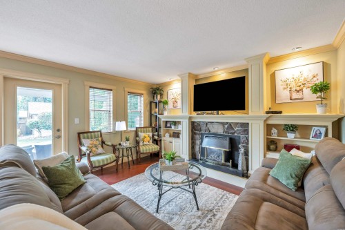 6114 187A Street, Surrey, BC 