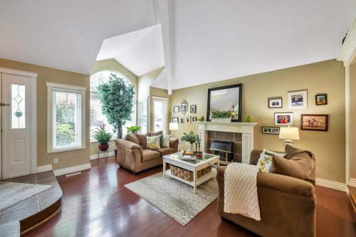 6114 187A Street, Surrey, BC 