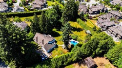 16233 30b Avenue Surrey, BC V4P 2X7