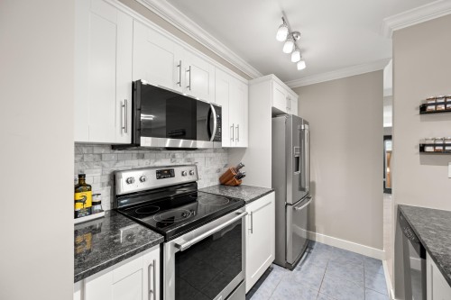 111-19340 65 Avenue, Surrey, BC 