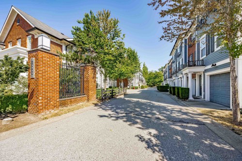 38-18983 72A Avenue, Surrey, BC 