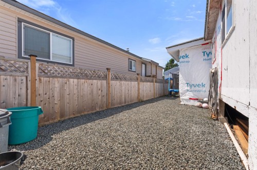 22-26892 Fraser Highway, Langley, BC 