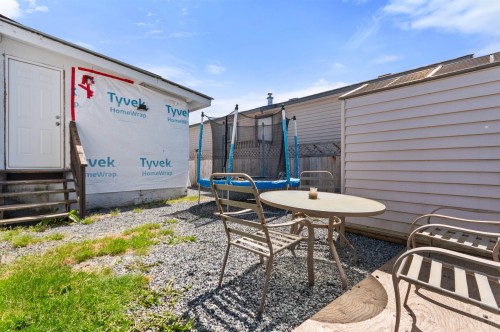 22-26892 Fraser Highway, Langley, BC 