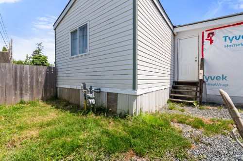 22-26892 Fraser Highway, Langley, BC 