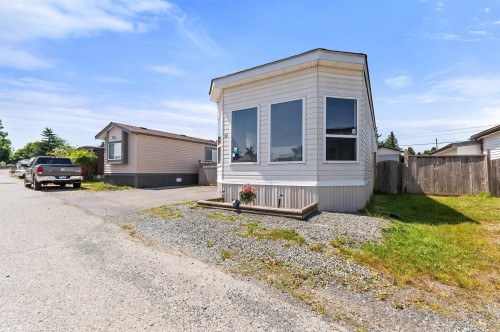 22-26892 Fraser Highway, Langley, BC 