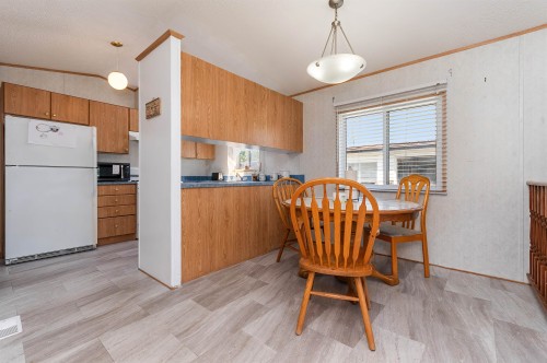 22-26892 Fraser Highway, Langley, BC 